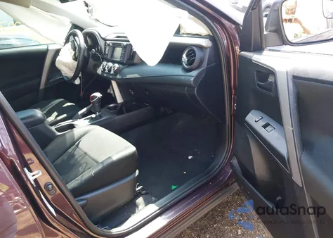 2016 Toyota Rav4 Le z USA, uszkodzony, nr VIN 2T3ZFREV8GW311258